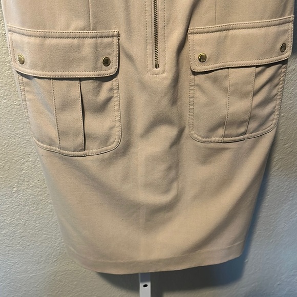 MICHAEL Michael Kors Tan Utility Dress with Roll-Up Sleeves - Picture 4 of 5